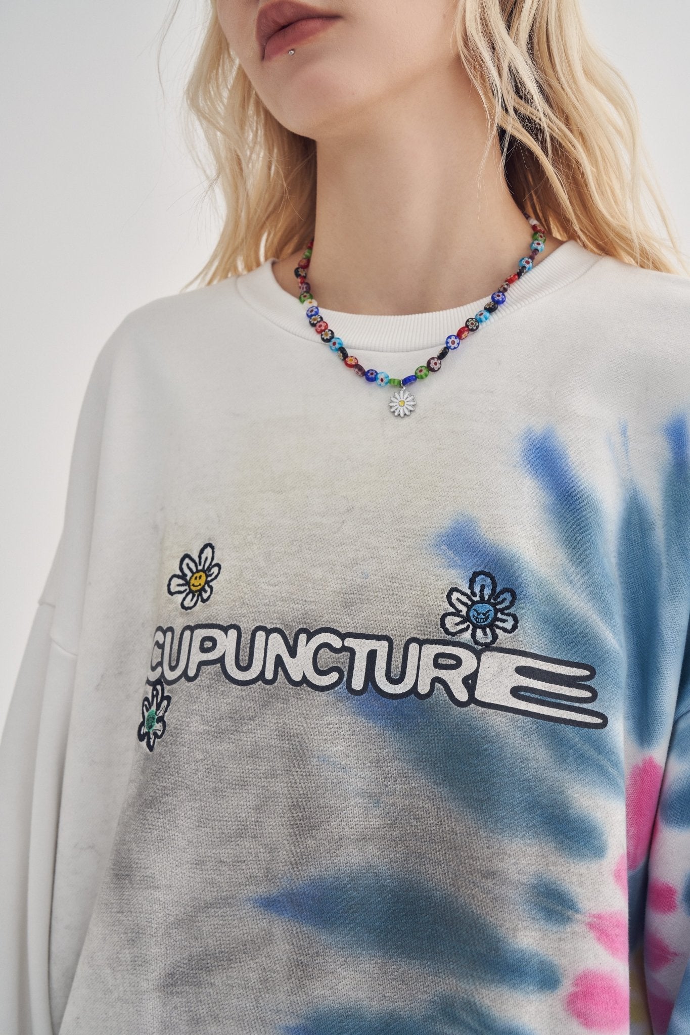 CIRCLE A CREWNECK Acupuncture