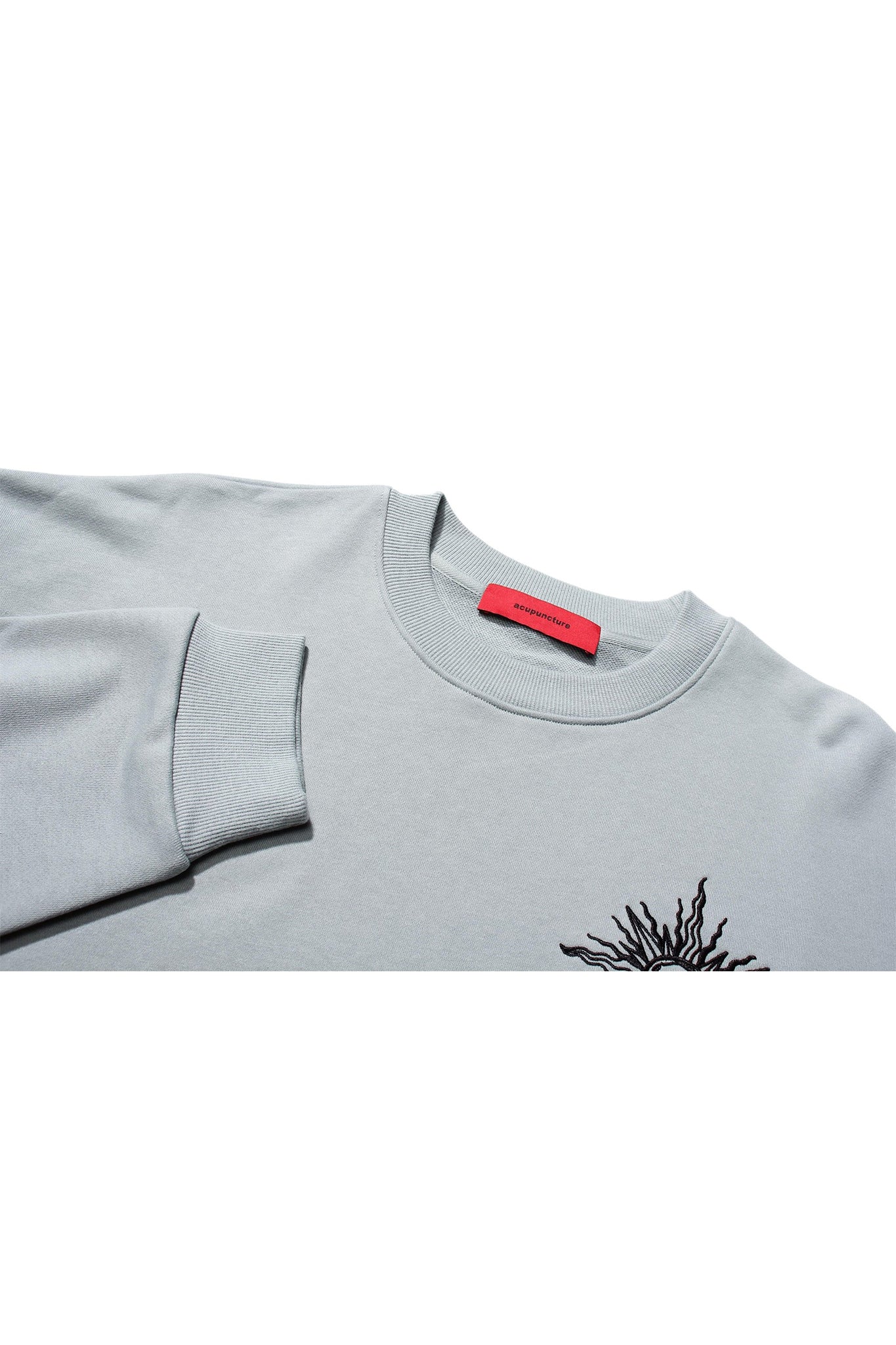 STAR MOON CREWNECK GREY Acupuncture